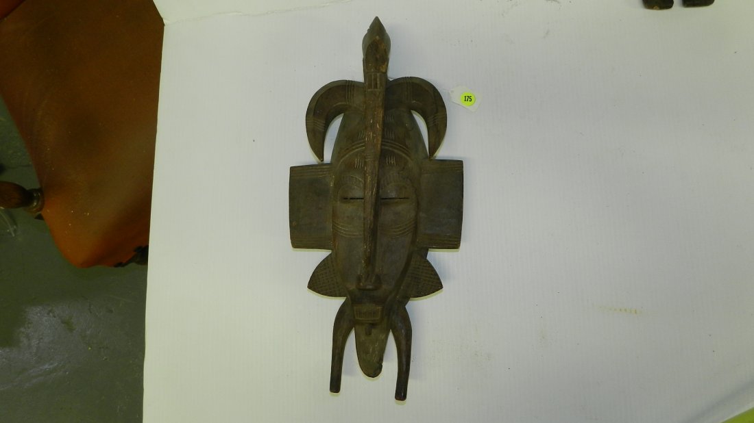 6967) nice African hand carved Senufo Kpelie mask from: 6967) nice African hand carved Senufo Kpelie mask from the Ivory coast, 17 1/2 x 8 1/2 x 5
