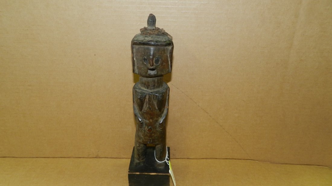 1465) Central African carved female standing figure. 13: 1465) Central African carved female standing figure. 13 1/4"