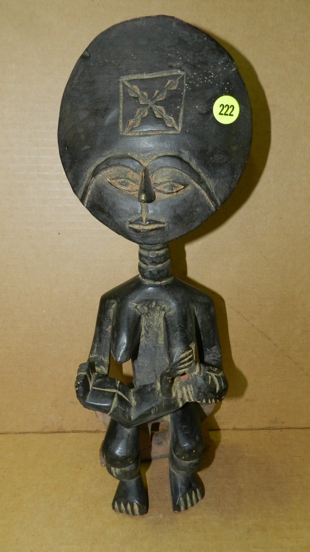 ?) African carved Fertility figure, 16": ?) African carved Fertility figure, 16"
