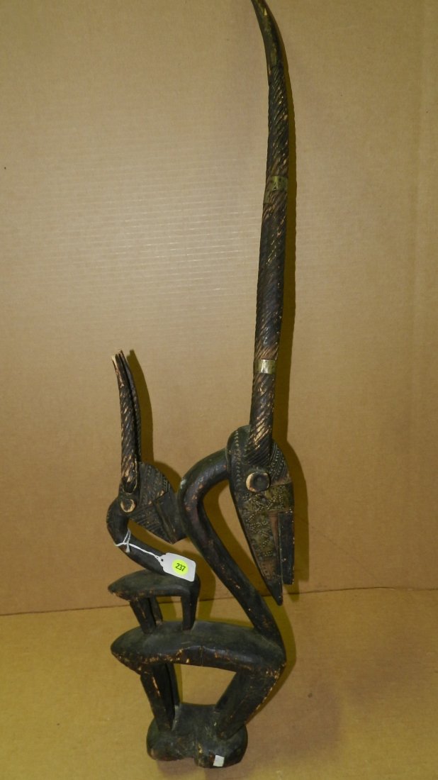 6971) African Chiwara mask, 34 x 9 x 3: 6971) African Chiwara mask, 34 x 9 x 3