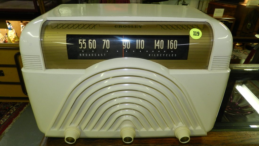 1950's Crosley "All restored" table top radio,: 1950's Crosley "All restored" table top radio, restored, radio restorer is Russ Webb of Russ' Old Radio Repair out of Eagle Point, Oregon.