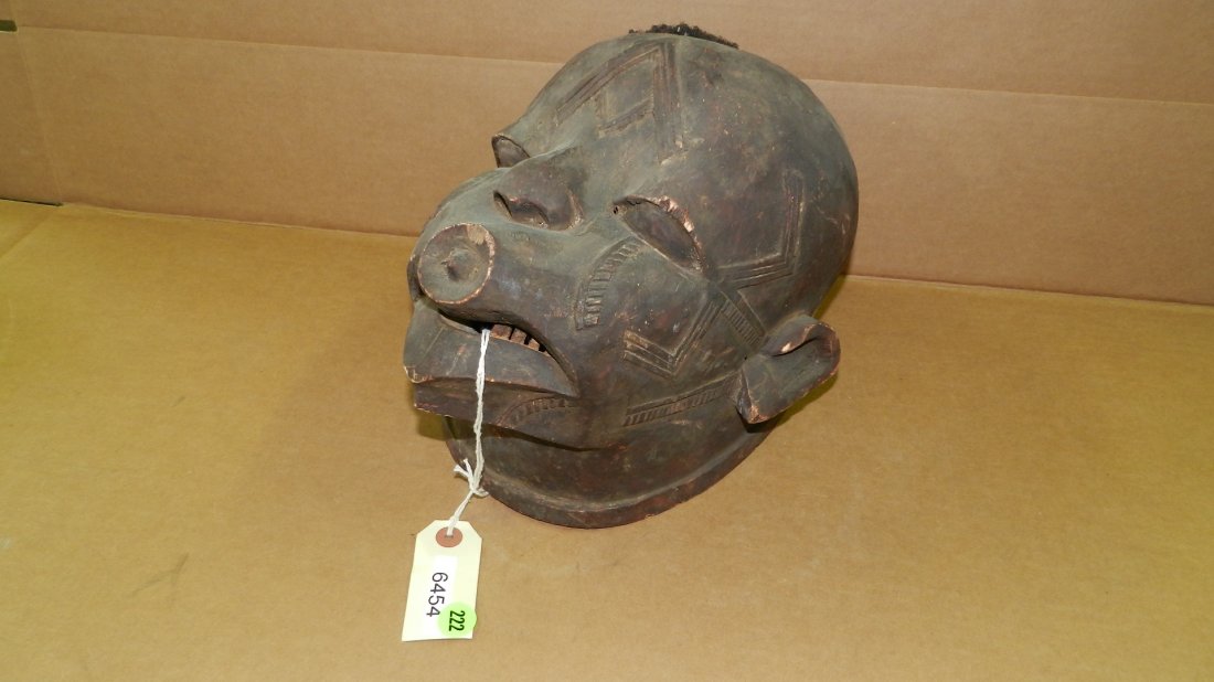 6454) African made Makonde Helmet mask 12" Tanzania: 6454) African made Makonde Helmet mask 12", from Tanzania.