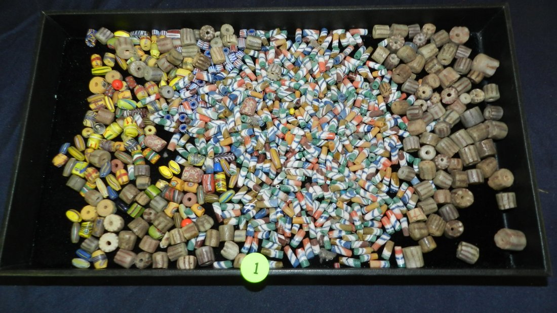 B) nice tray of African trade beads (loose) no tray: B) nice tray of African trade beads (loose) no tray