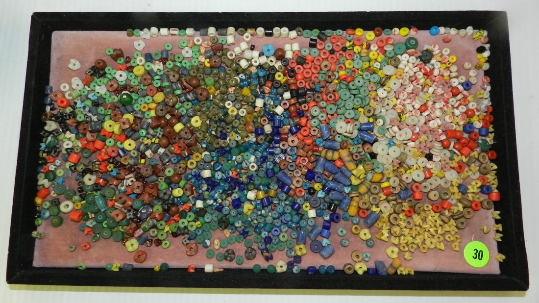 B) nice tray of African trade beads (loose) no tray: B) nice tray of African trade beads (loose) no tray