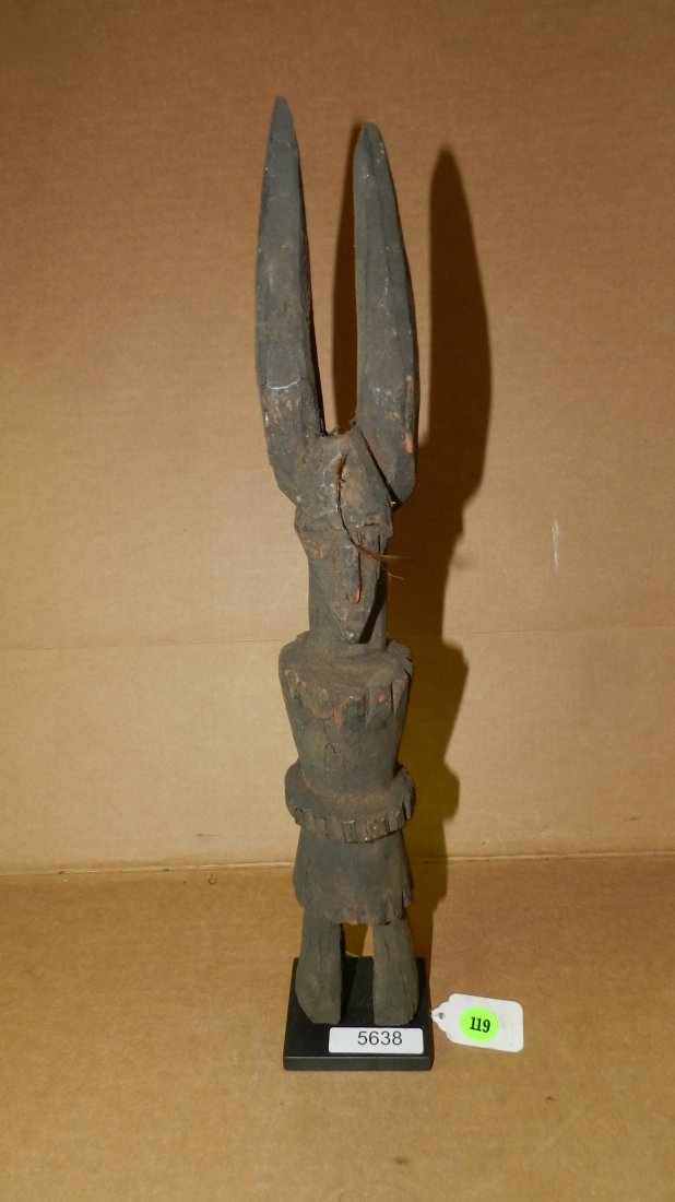 5638) African carved Ikenga figure Tanzania, 17": 5638) African carved Ikenga figure Tanzania, 17"