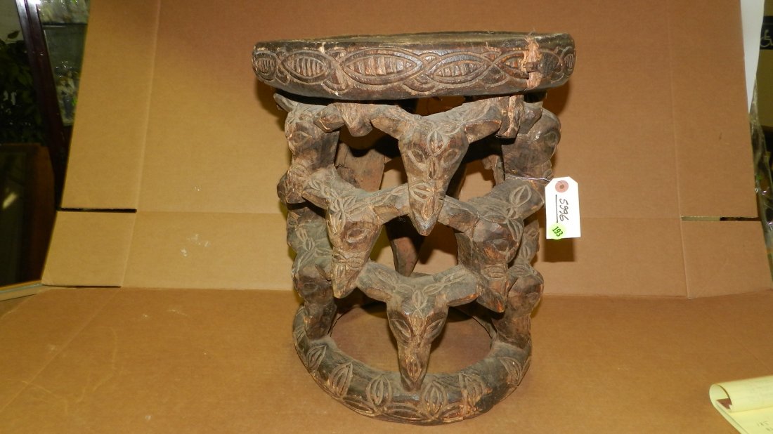 5996) African carved Yoruba stool, Nigeria, 17 x 14: 5996) African carved Yoruba stool, Nigeria, 17 x 14