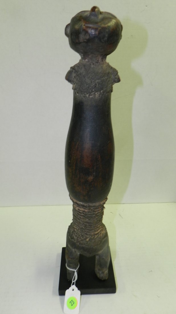 5033) East African carved asexual figure. 19" w/stand: 5033) East African carved asexual figure. 19" w/stand
