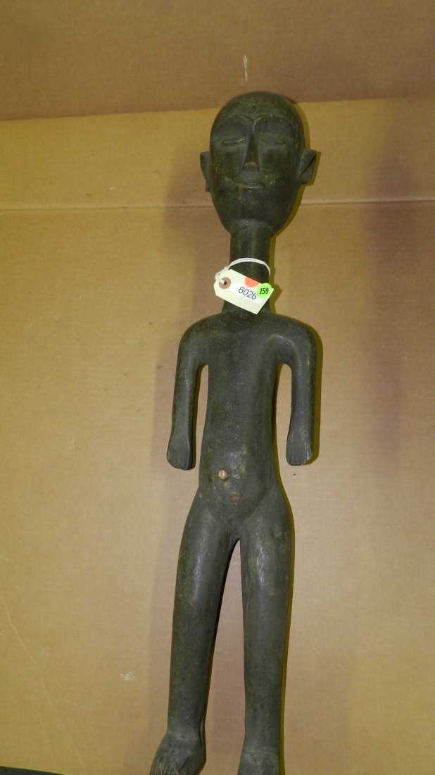 6026) East African carved asexual figure. 31": 6026) East African carved asexual figure. 31"