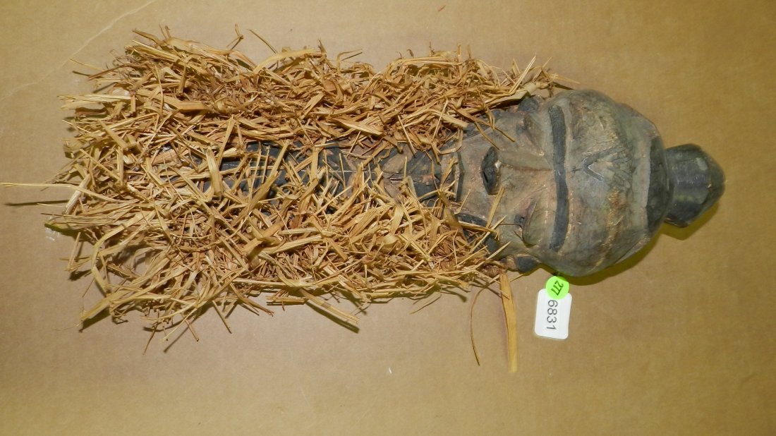 6831) African carved Pende mask, from DR Congo. 17": 6831) African carved Pende mask, from DR Congo. 17"