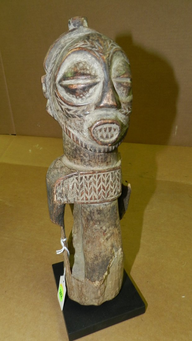 9317) (Luba?) Central African half figure, from DR Cong: 9317) (Luba?) Central African half figure, from DR Congo. 15"