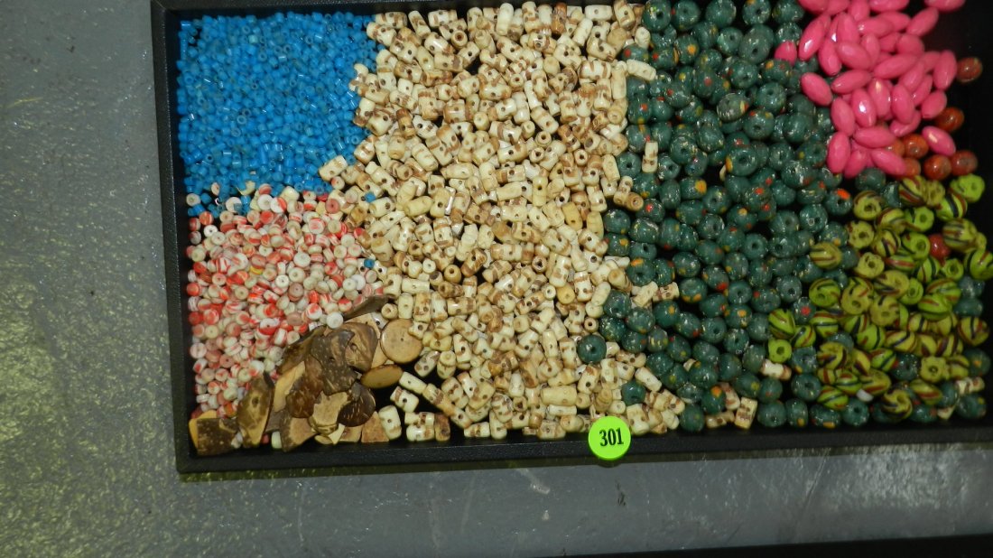 B) tray of African trade beads, various sizes, styles,: B) tray of African trade beads, various sizes, styles, materials, NO tray
