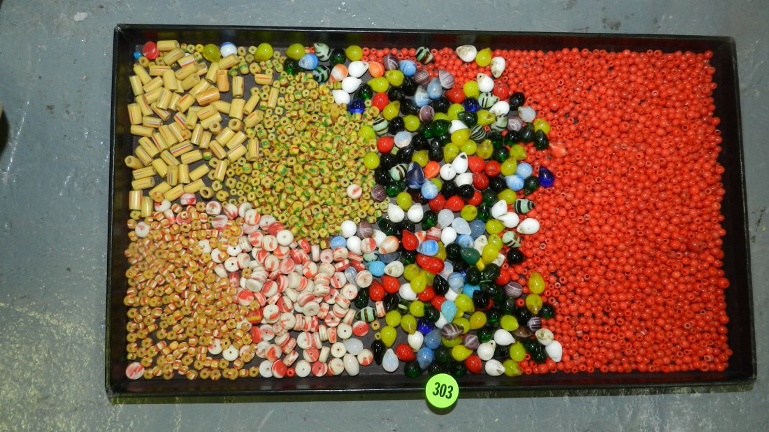 B) tray of African trade beads, various sizes, styles,: B) tray of African trade beads, various sizes, styles, materials, NO tray
