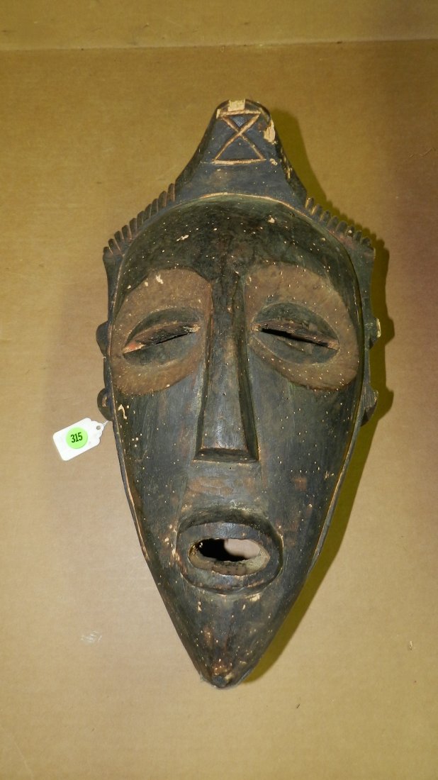 6815) Central African mask 16 x 8: 6815) Central African mask 16 x 8