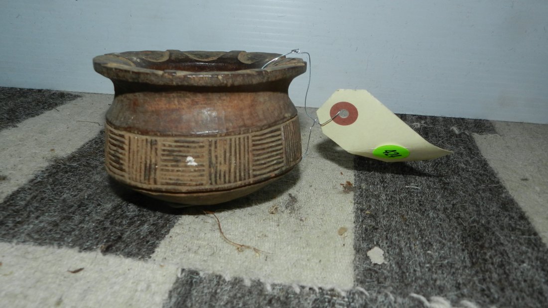 5985) African Kuba wood cup (major crack) from DR: 5985) African Kuba wood cup (major crack) from DR Congo. 4"