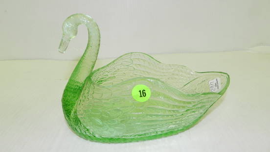 Green glass swan dish, COND VG: Green glass swan dish, COND VG