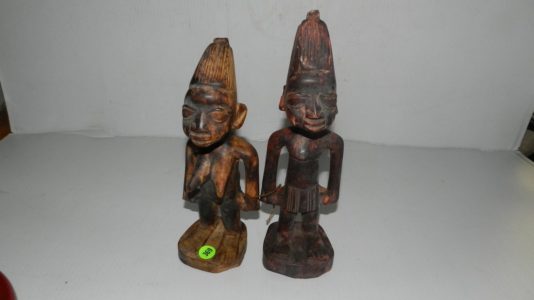 2 piece African hand carved Yoruba twin figures,: 2 piece African hand carved Yoruba twin figures, husband and wife