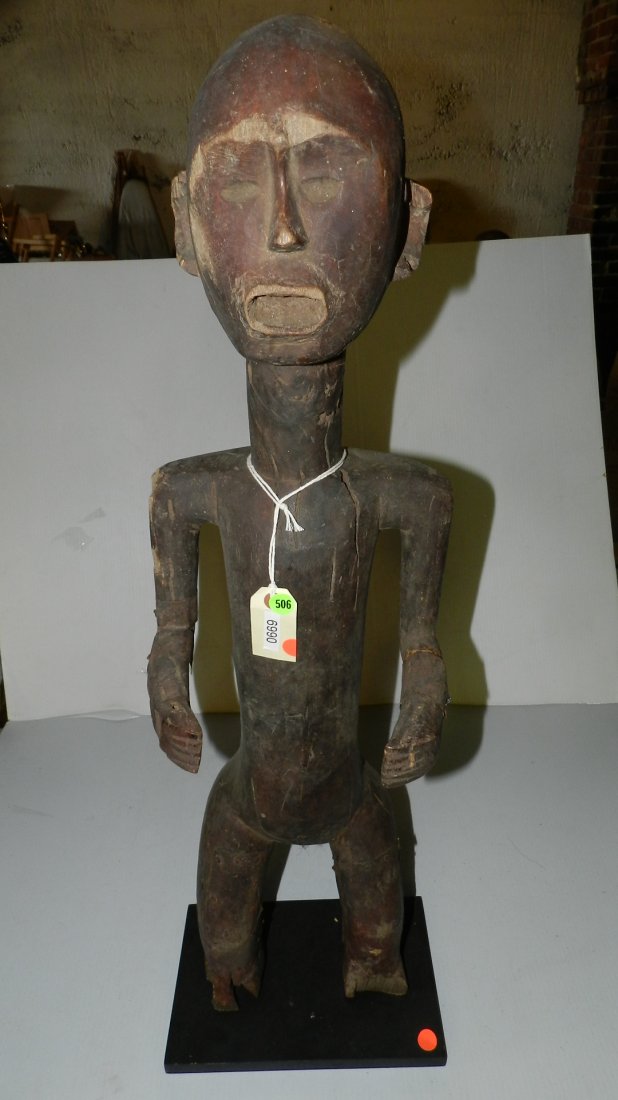 6990) African carved East African standing asexual: 6990) African carved East African standing asexual figure 34" Tanzania