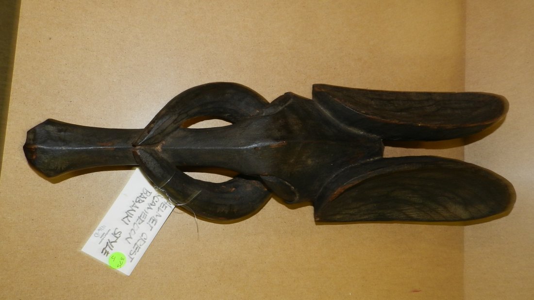African carved Crest Bananki style: African carved Crest Bananki style