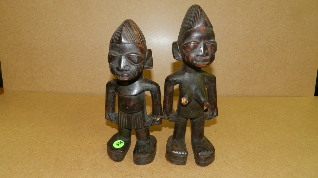 2 piece African hand carved Yoruba twin figures, husban: 2 piece African hand carved Yoruba twin figures, husband and wife
