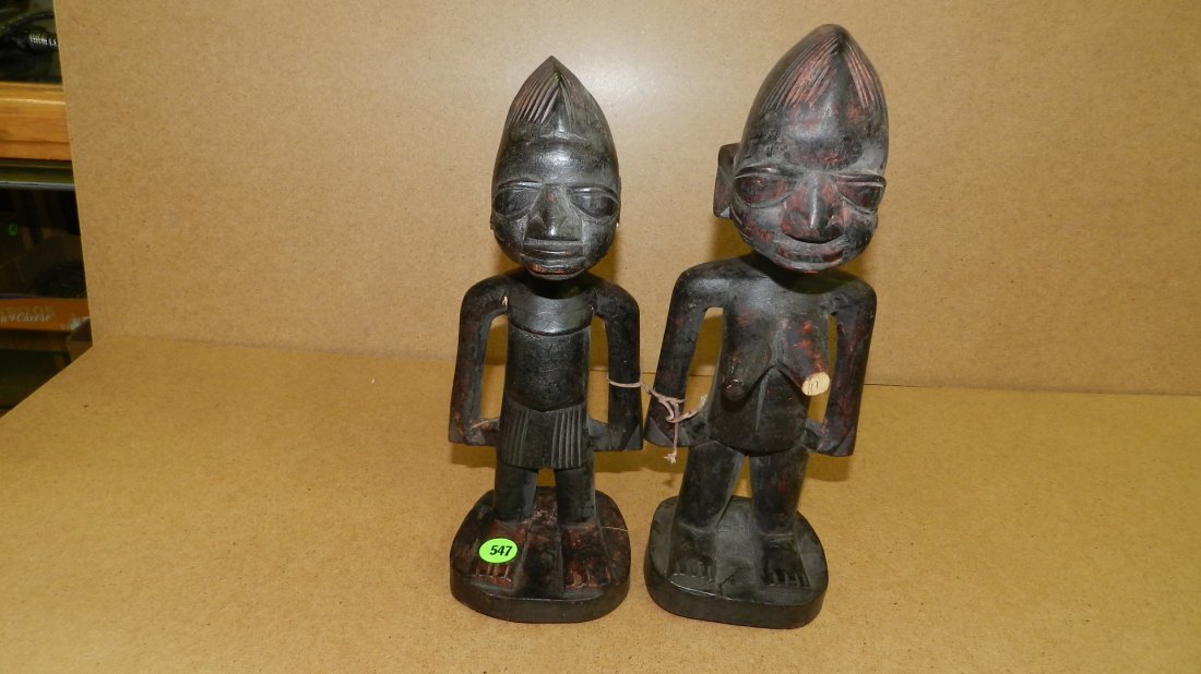 2 piece African hand carved Yoruba twin figures, husban: 2 piece African hand carved Yoruba twin figures, husband and wife