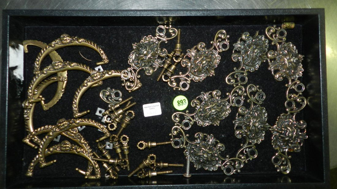 tray of antique / vintage hardware (no tray): tray of antique / vintage hardware (no tray)