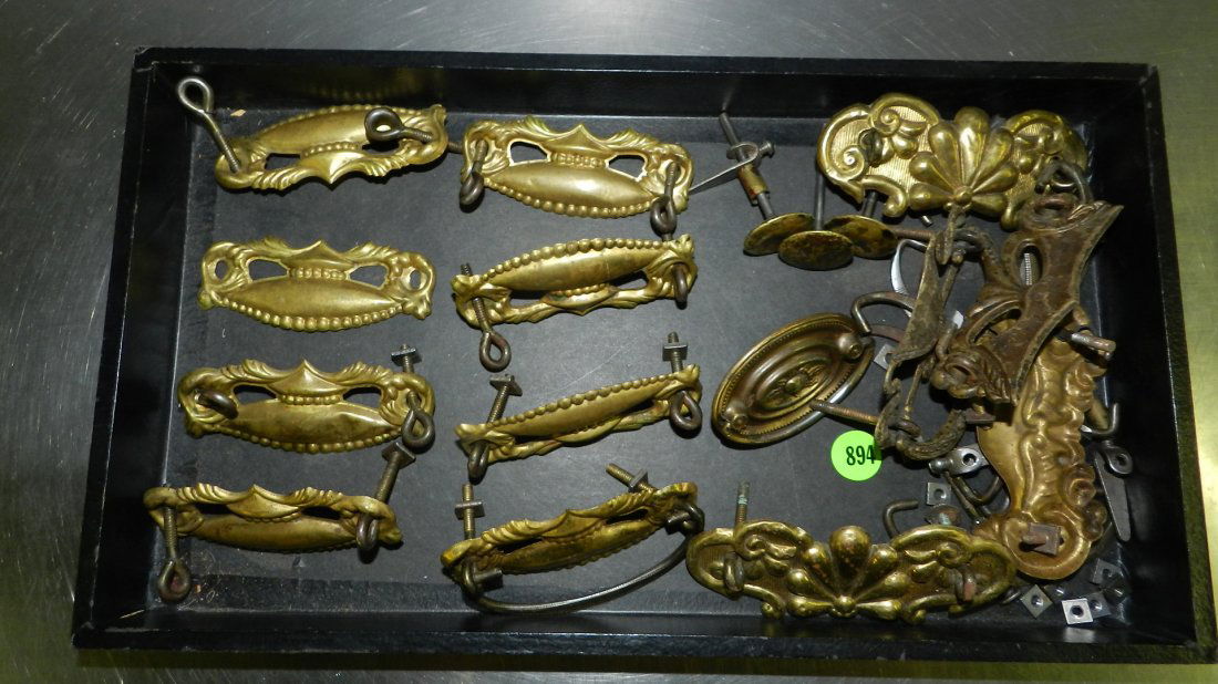 tray of antique / vintage hardware (no tray): tray of antique / vintage hardware (no tray)