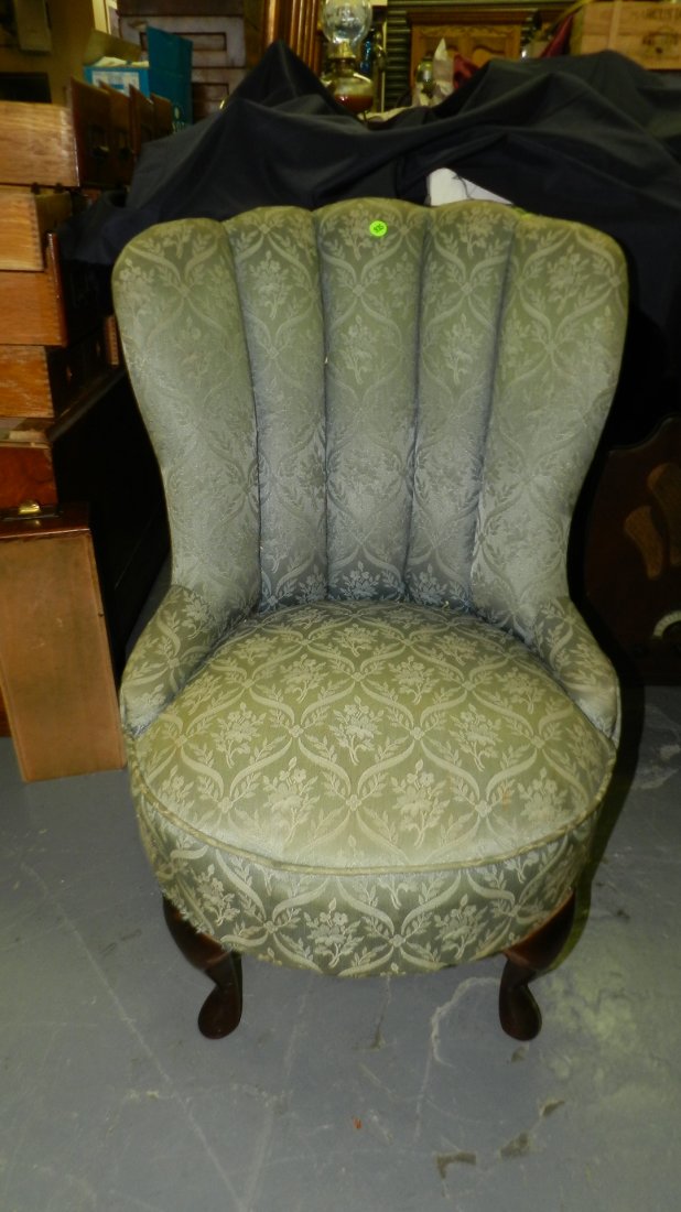 covered slipper chair SSR: covered slipper chair SSR