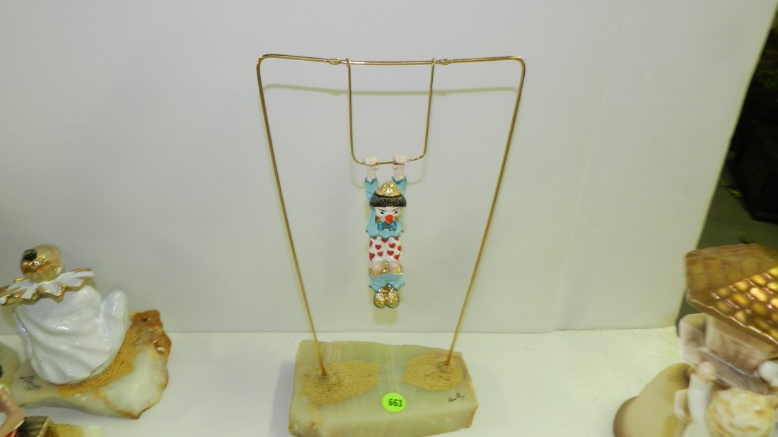 Original signed Ron Lee Clown Figurine / sculpture on: Original signed Ron Lee Clown Figurine / sculpture on marble base pants down gym workout