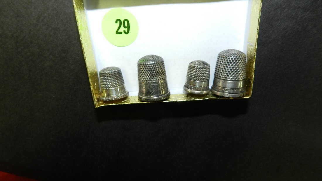4 piece antique Sterling silver thimbles, various: 4 piece antique Sterling silver thimbles, various designs, various makers & various sizes. COND G-VG