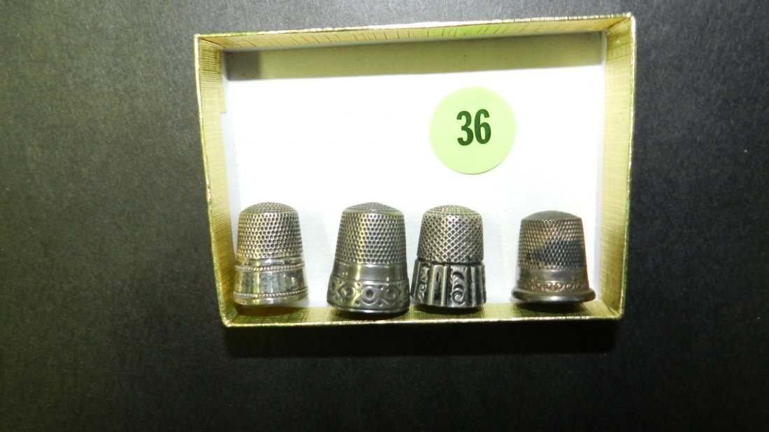 4 piece antique Sterling silver thimbles, various: 4 piece antique Sterling silver thimbles, various designs, various makers & various sizes. COND G-VG