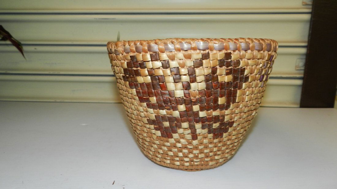 Nice Native American Northern Salish basket, butterfly: Nice Native American Northern Salish basket, butterfly design, 5 x 9"