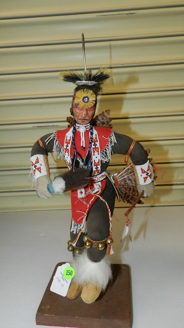 Nice Native American Classic Plains Indian doll, 13"H: Nice Native American Classic Plains Indian doll, 13"H