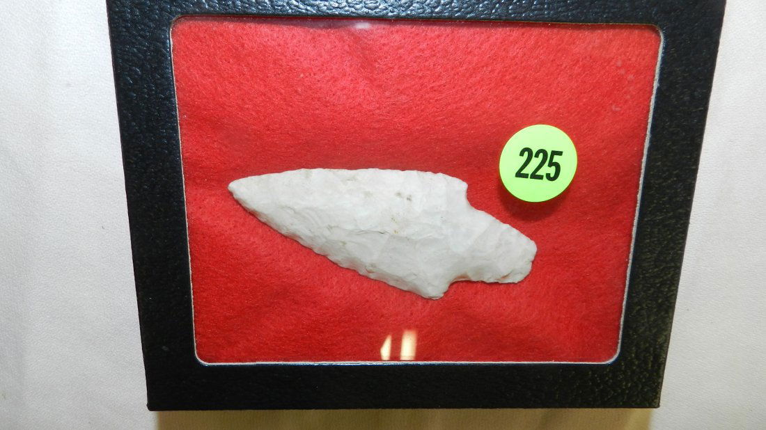 large Native American framed arrow head: large Native American framed arrow head