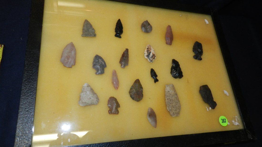 collection of original Native American arrow heads,: collection of original Native American arrow heads, tips, pieces, no tray
