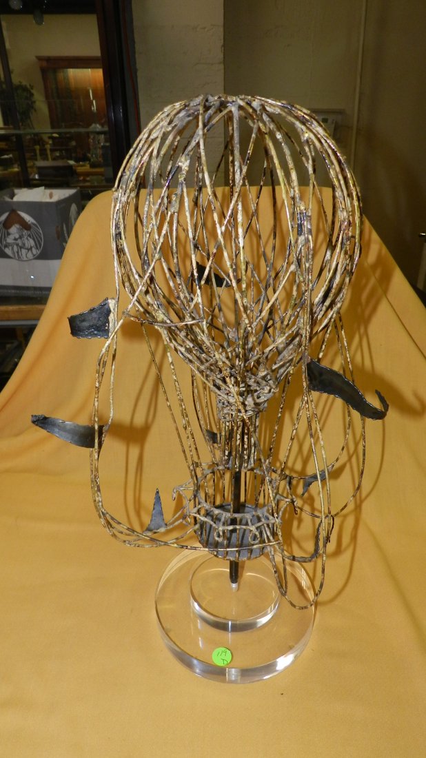 Unique Mid-Century modern, Fantoni Firenze Italy,: Unique Mid-Century modern, Fantoni Firenze Italy, welded metal balloon sculpture, Raymor labeled, on lucite base