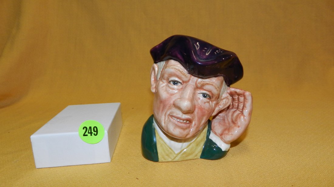 Royal Doulton character jug "Ard of Earing" D6591, COND (1 of 5)