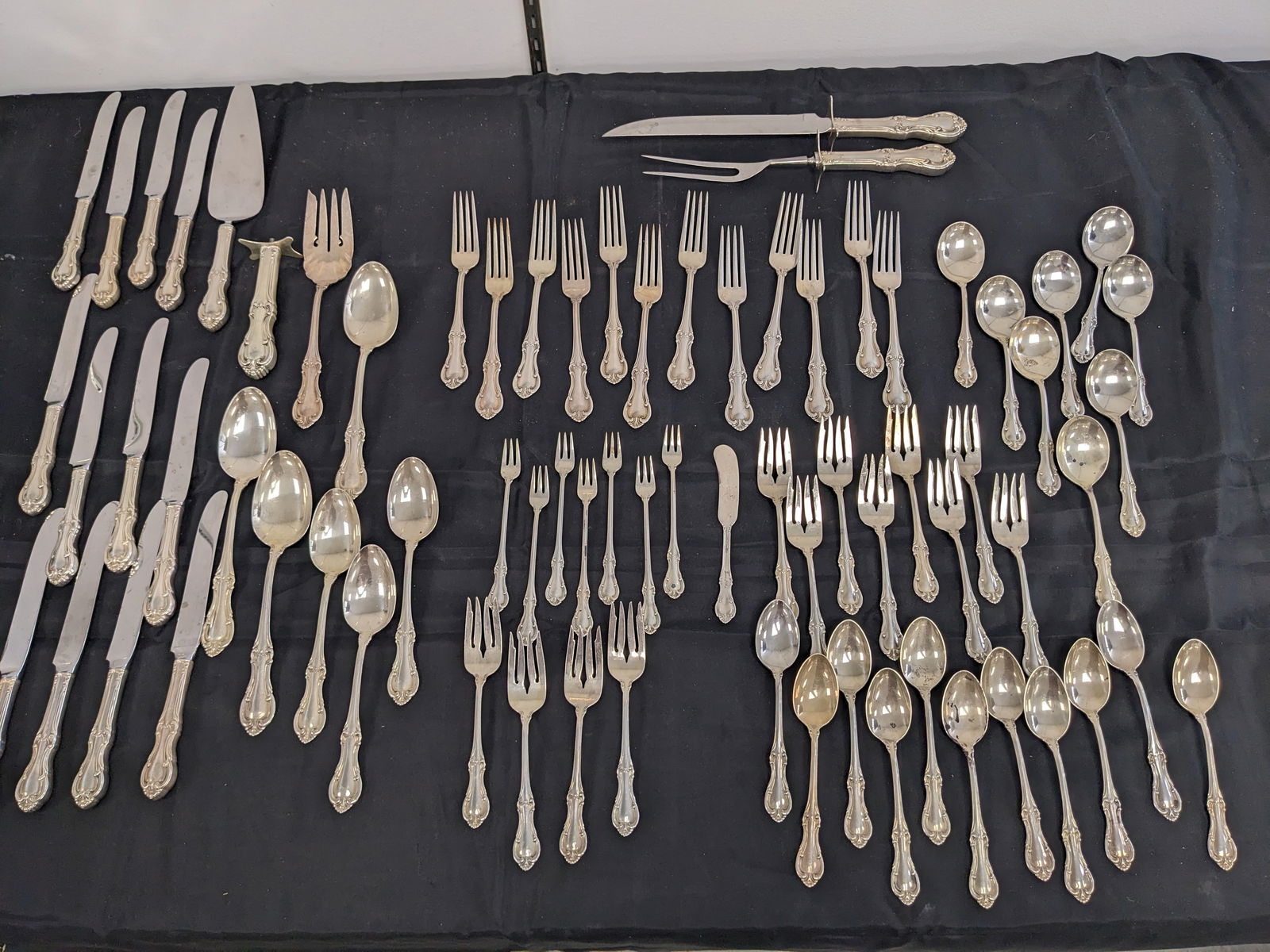 International Sterling Dinnerware, Joan of Arc set, 2,202 g without weighted knives and serving (1 of 14)