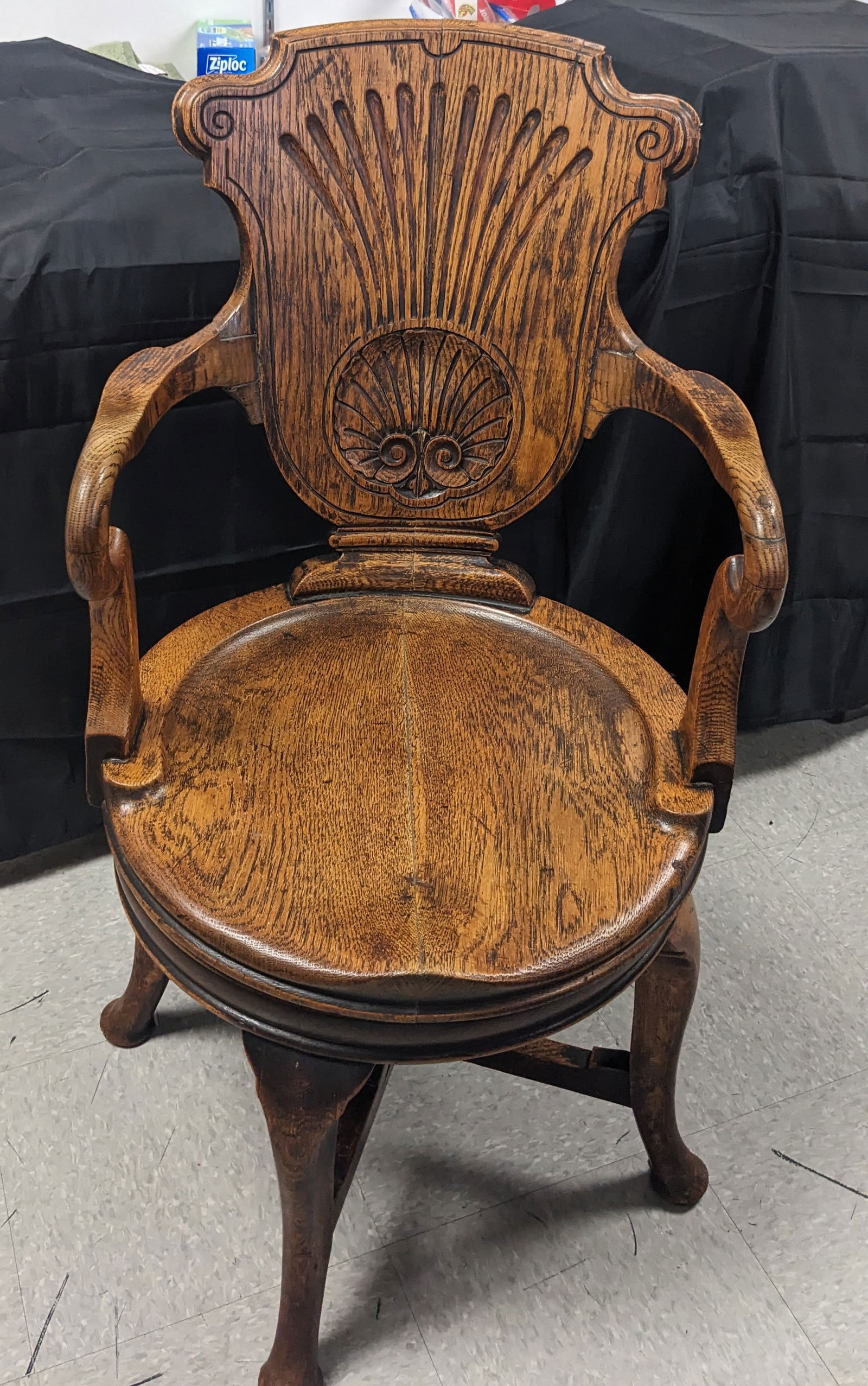 Late 18th Century Walnut Revolving Desk Chair (1 of 15)