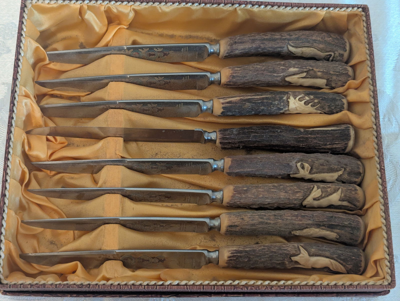 Solingen Klaus Tragbar 8 piece knife set with hartshorn handles. (1 of 16)