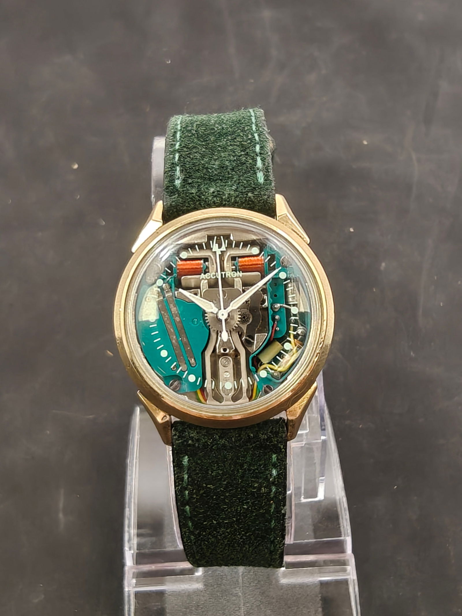Bulova Accutron Spaceview 214 Tuning Fork Men’s Wristwatch, 1964, Fluco Suede Strap (1 of 13)