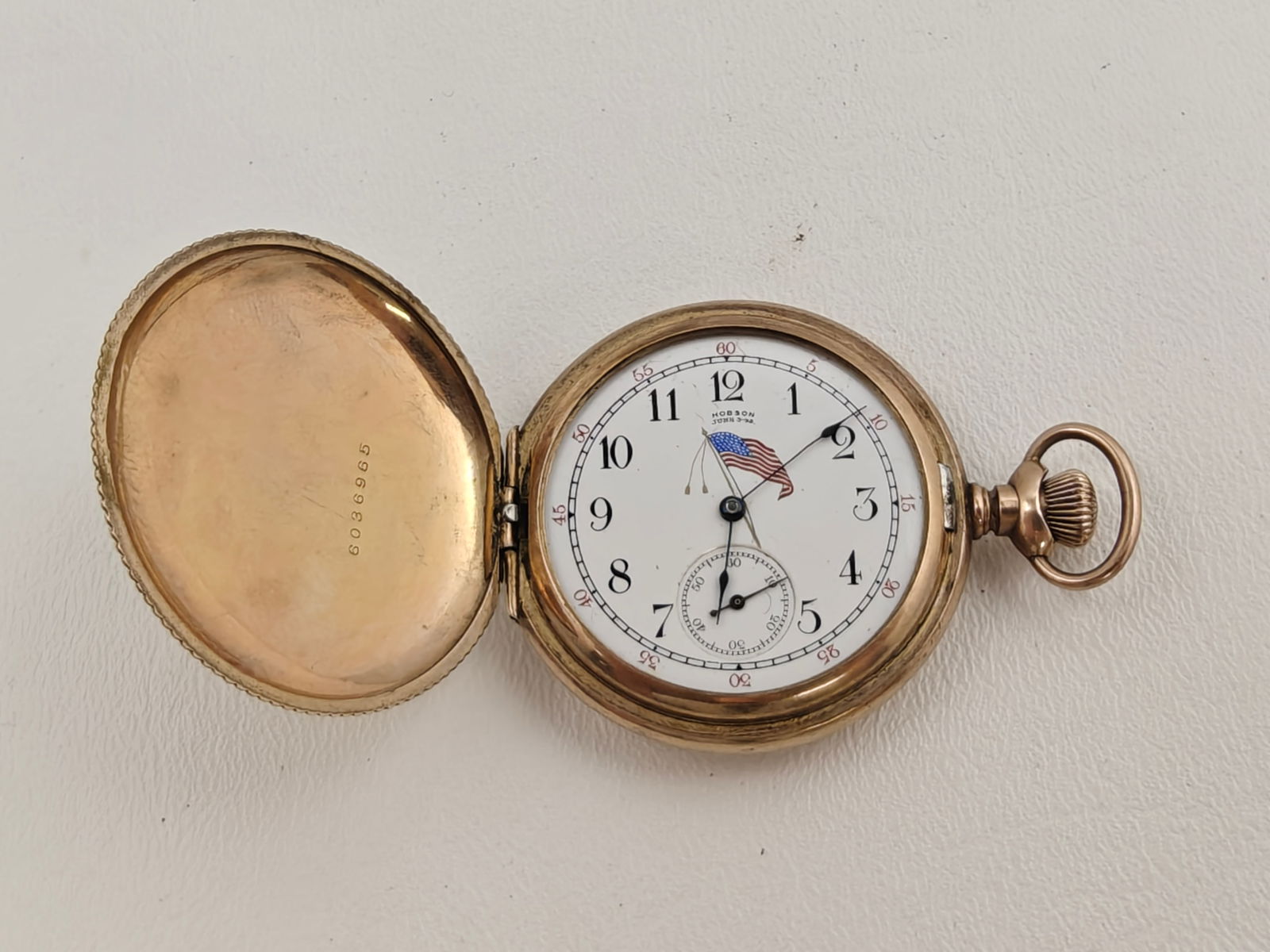 Hobson Dial Waltham Hunters Pocket Watch (1 of 12)