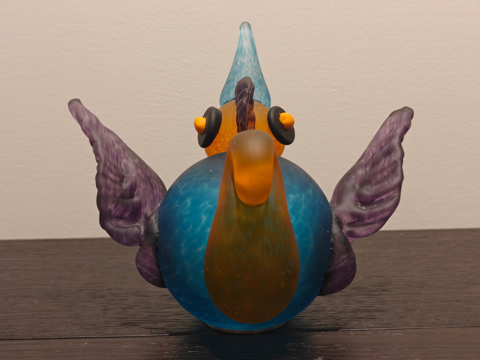 Borowski Glass Studio “Gonzo Bird” Art Glass Sculpture: Playful hand-blown art glass sculpture by Borowski Glass Studio, known for their whimsical and colorful animal creations. This example, titled “Gonzo Bird,” features a rounded blue body with t