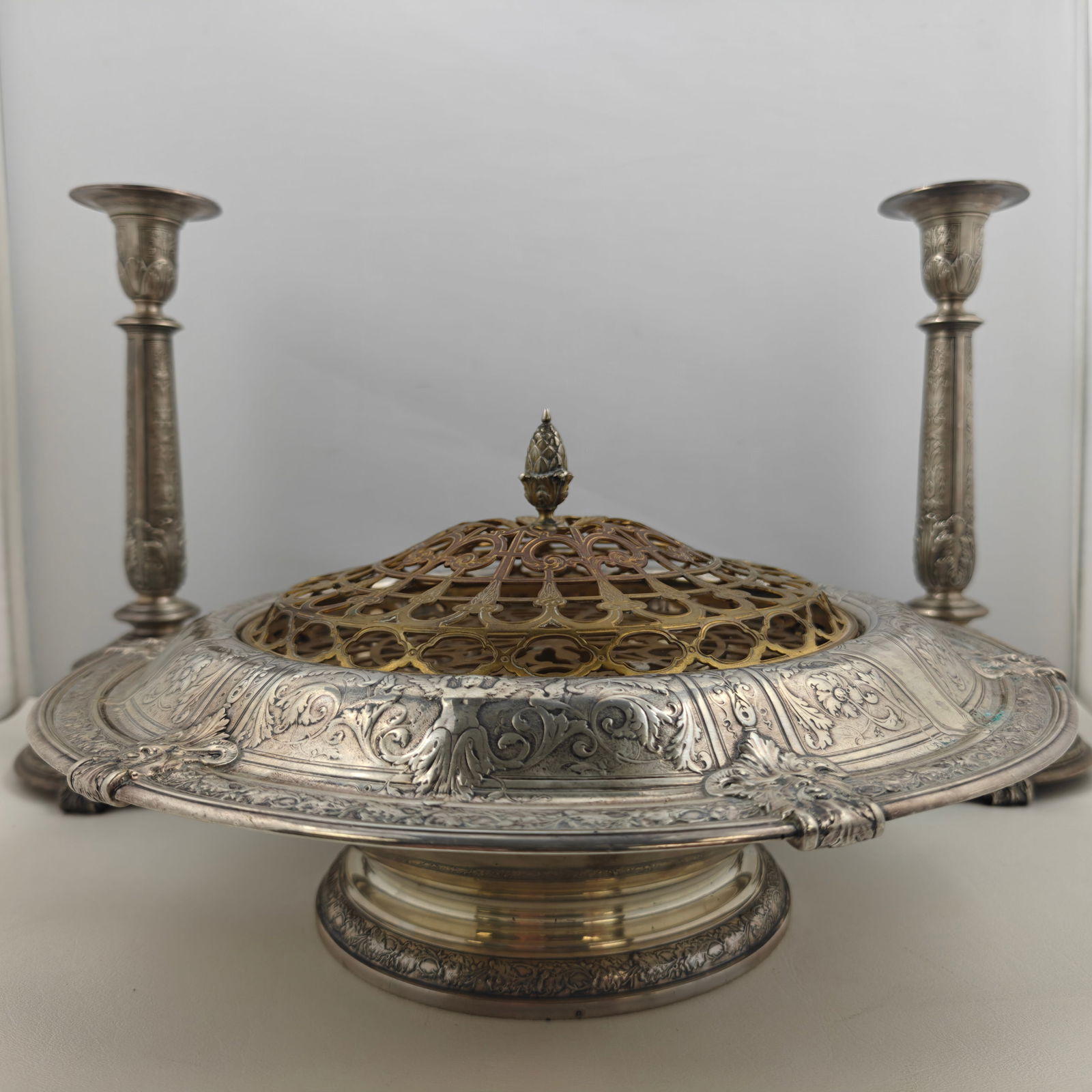 Gorham Florenz Sterling Console Set with Candlesticks and Flower Arranger (1 of 9)