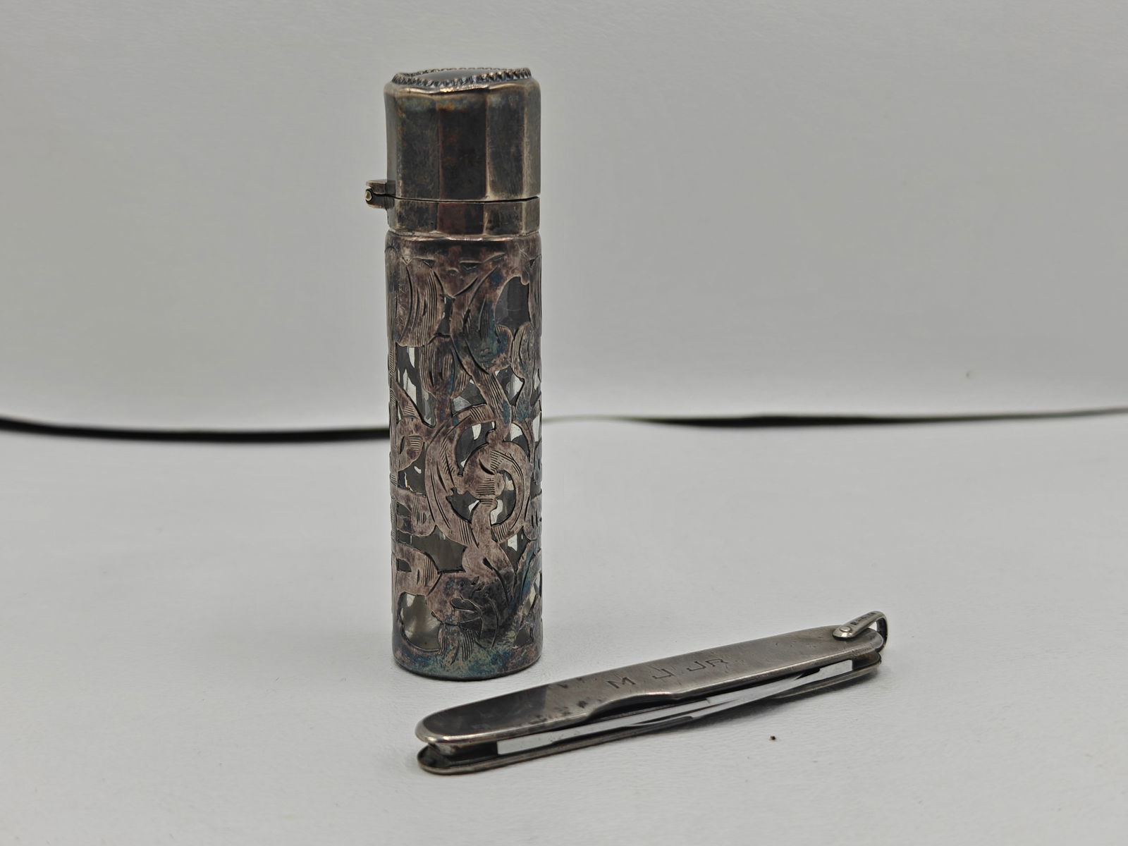 Sterling Silver Perfume Bottle and Pocket Knife (1 of 10)