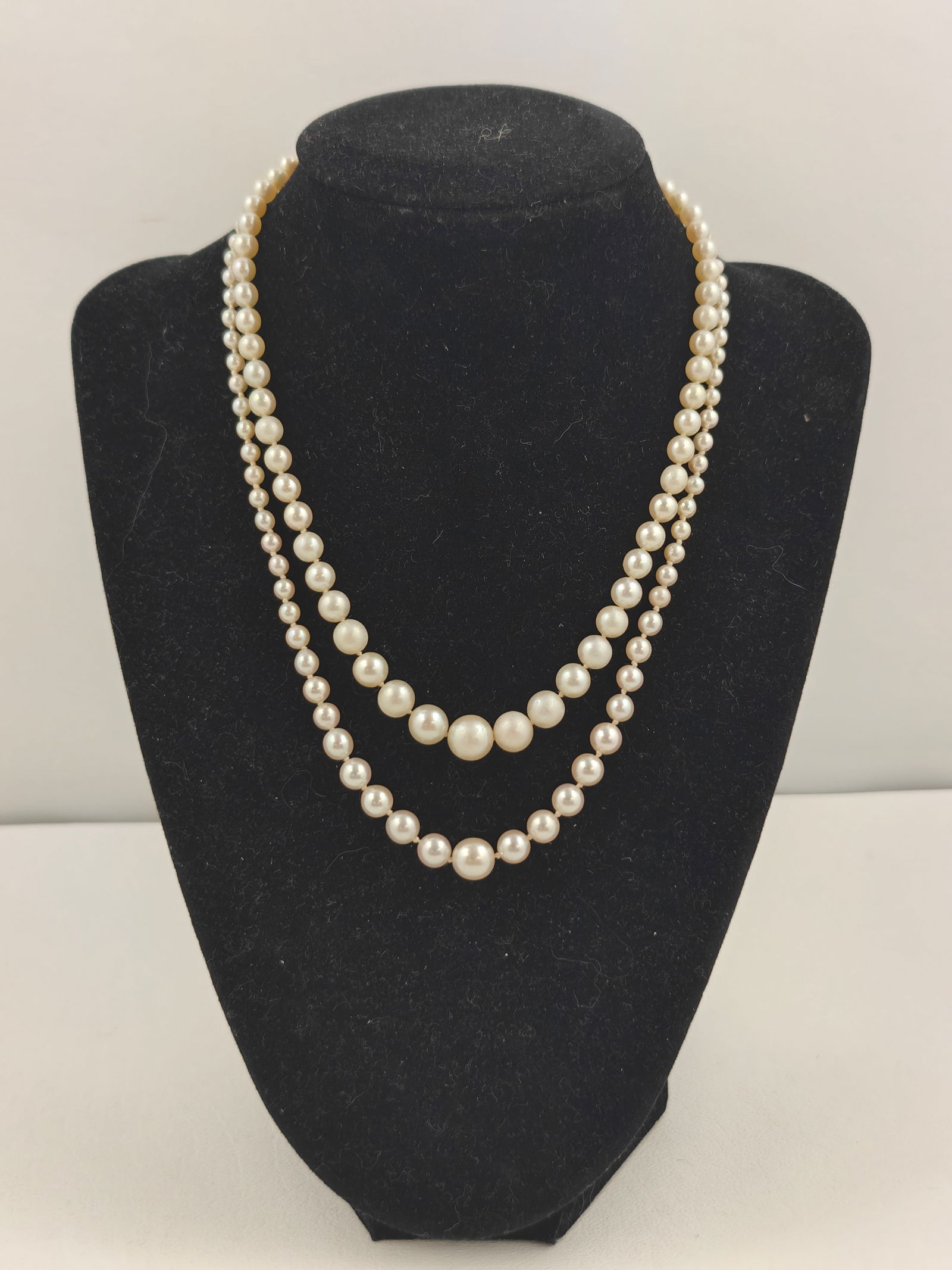 Pair of Fine Pearl Necklaces with Diamond and Platinum & 14K White Gold Clasps (1 of 7)