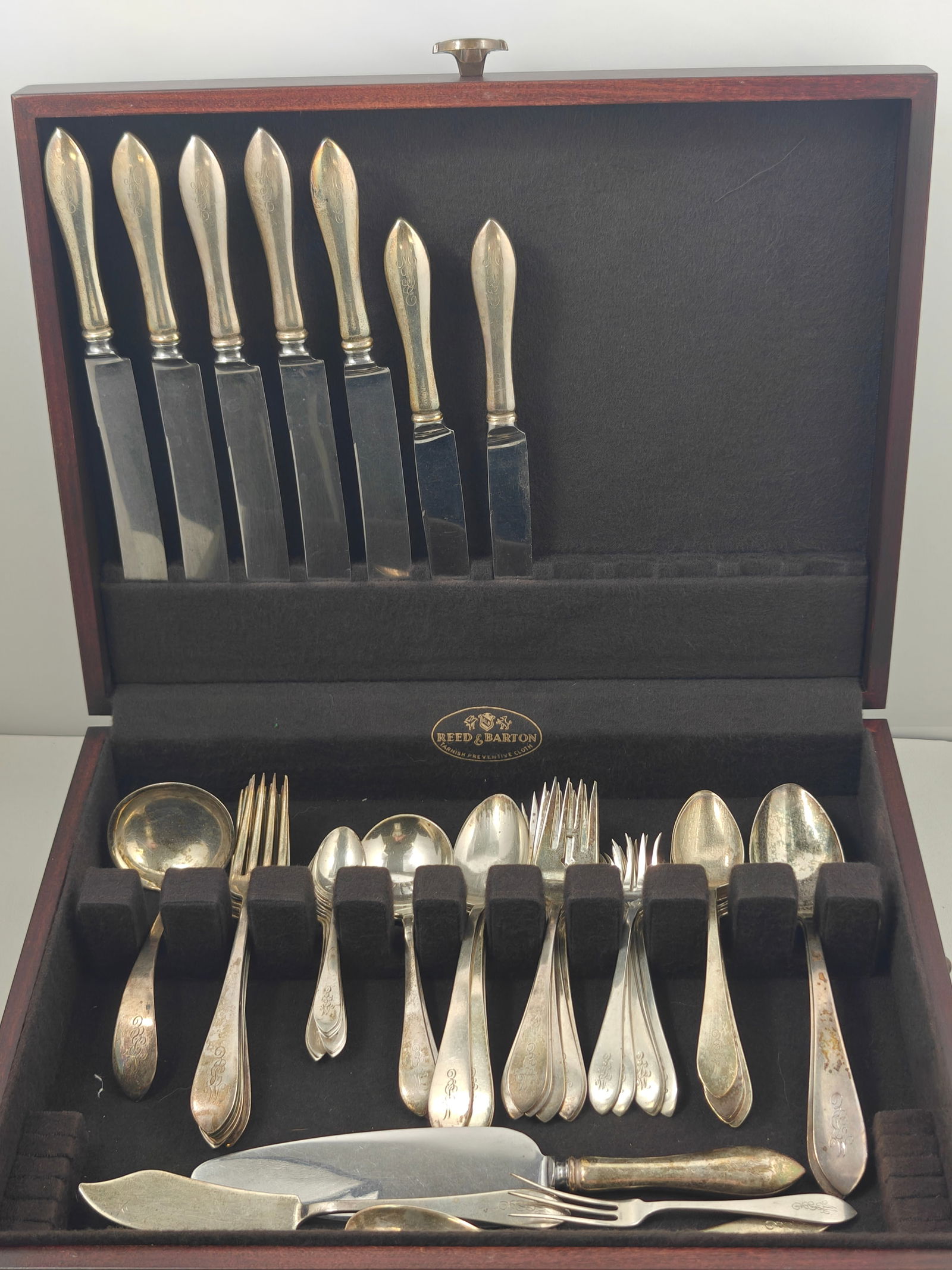 Partial Sterling Silver Flatware Service - 1445 g (excluding knives and server) (1 of 4)