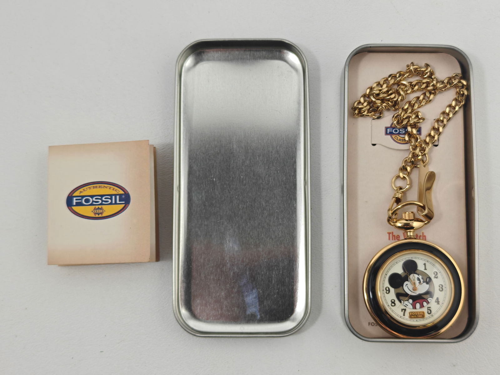 Fossil Mickey Mouse Pocket Watch: Original box, chain. new