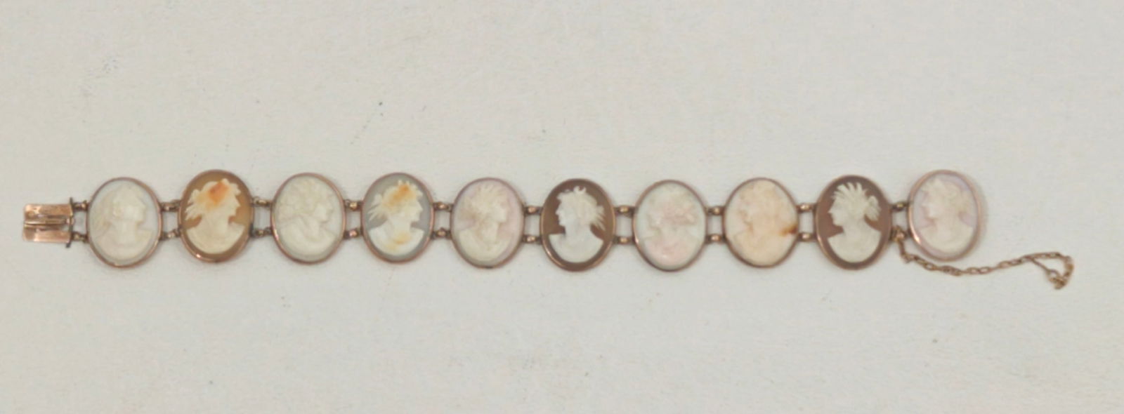 10 Link Cameo Bracelet, Gold Tone Mounts, Marked PM (1 of 8)
