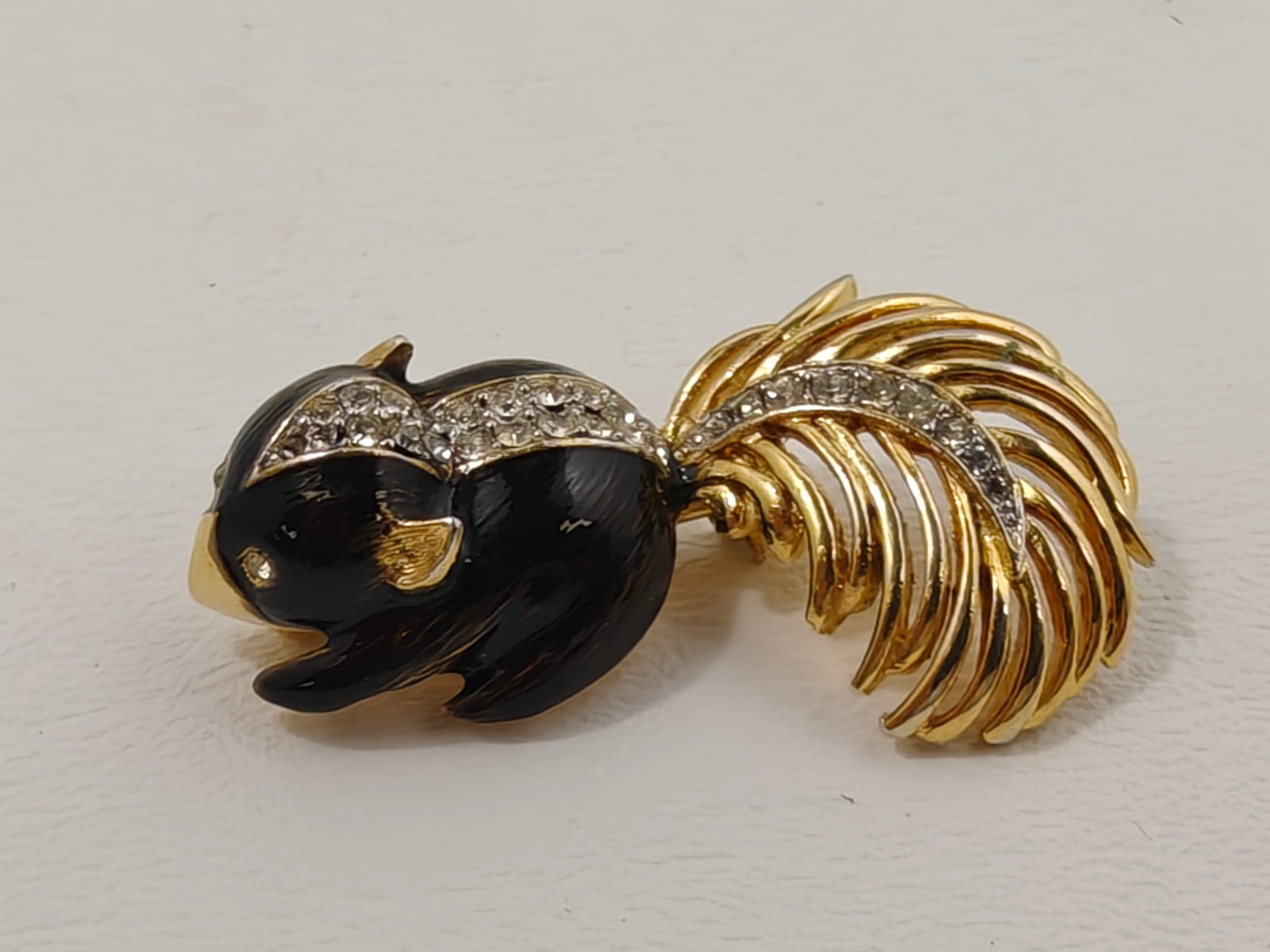 Marcel Boucher Vintage Skunk Brooch (1 of 4)