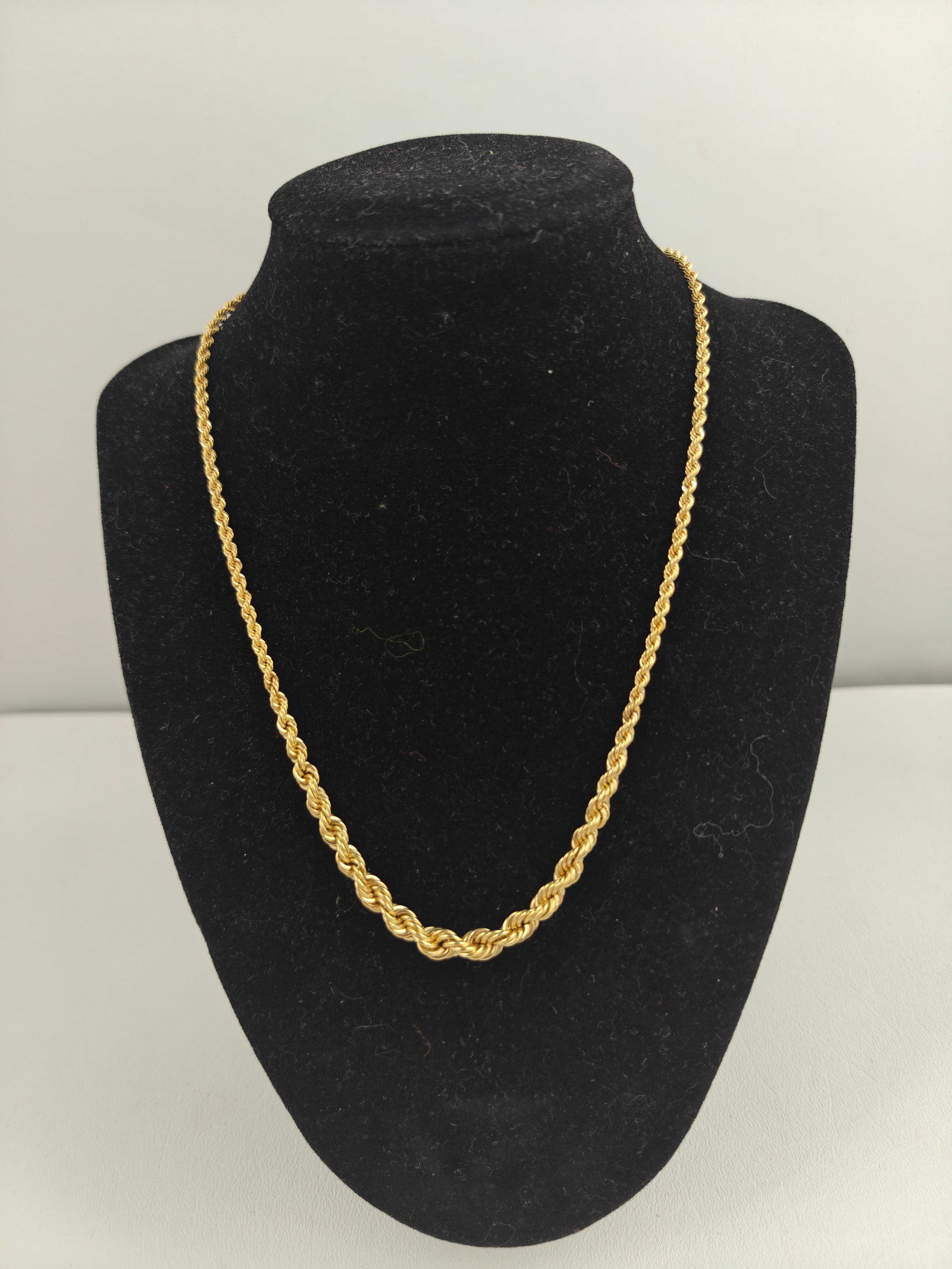 18K Gold Graduated Rope Necklace (1 of 5)